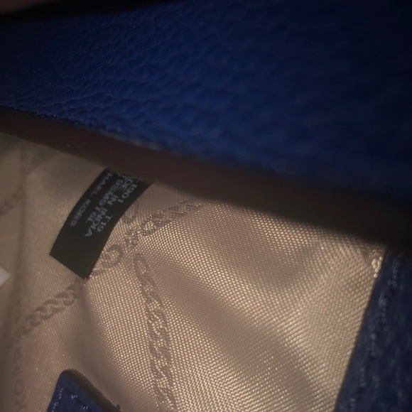 Michael Kors medium purse with strap - Picture 6 of 14